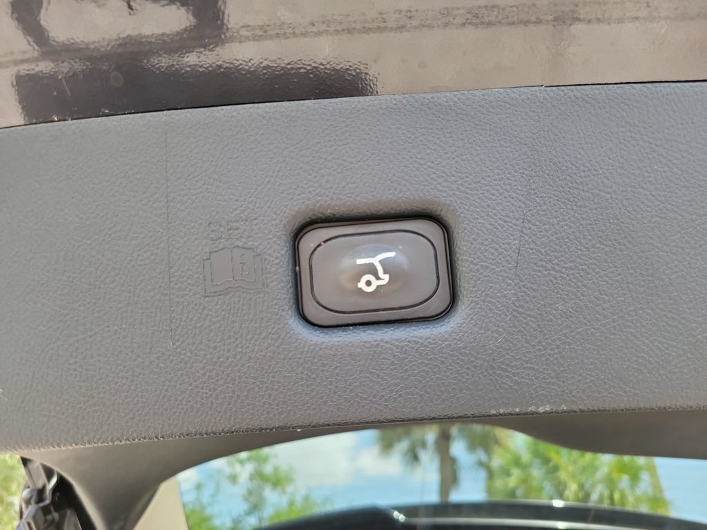 Certified 2022 Lincoln Nautilus FWD image 7