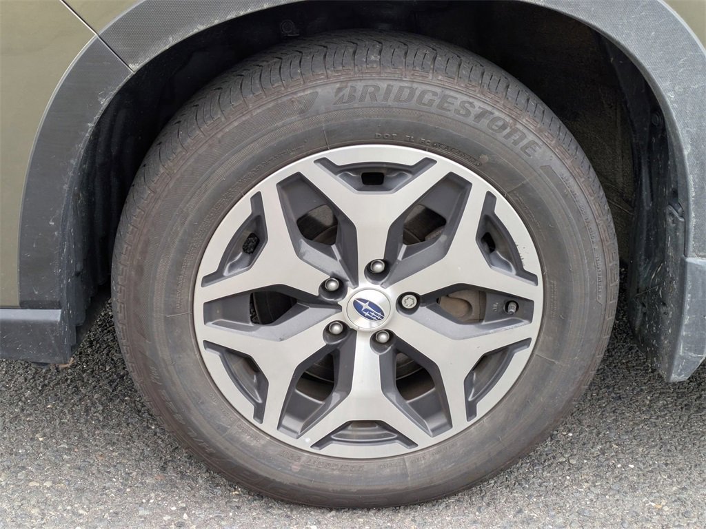 Used 2024 Subaru Forester Premium image 7