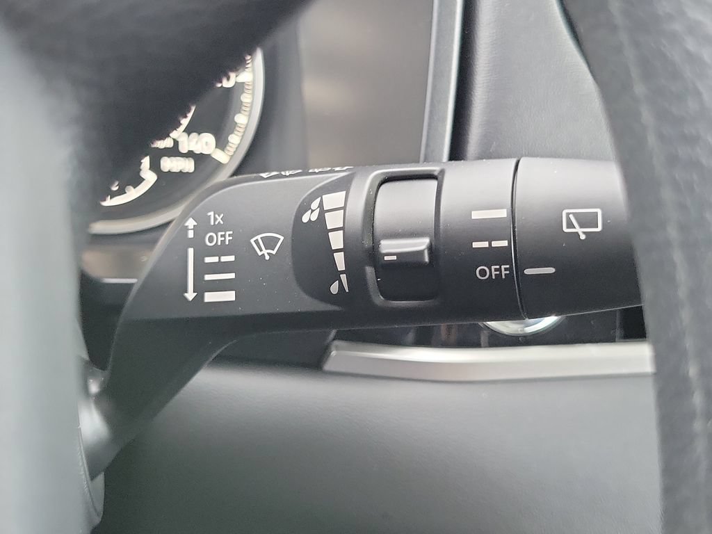 Used 2026 Mitsubishi Outlander ES FWD image 32
