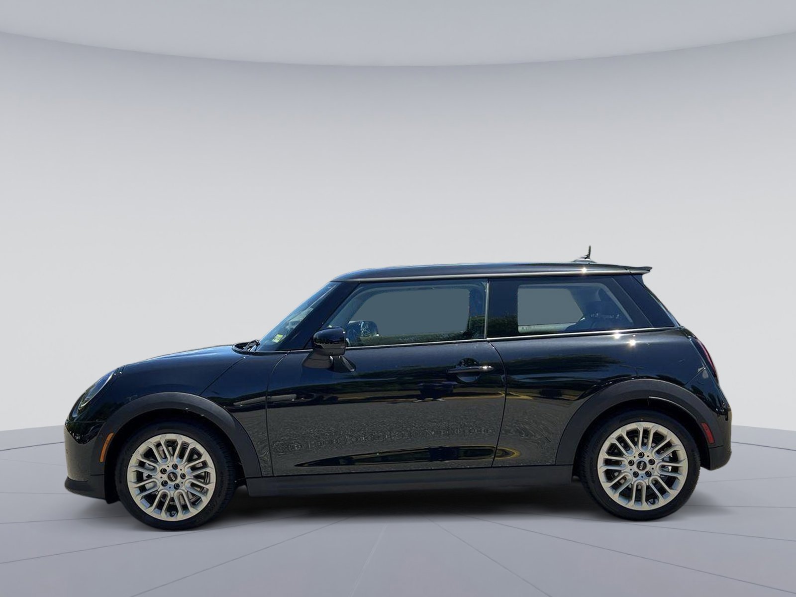 Used 2025 MINI Cooper S image 2