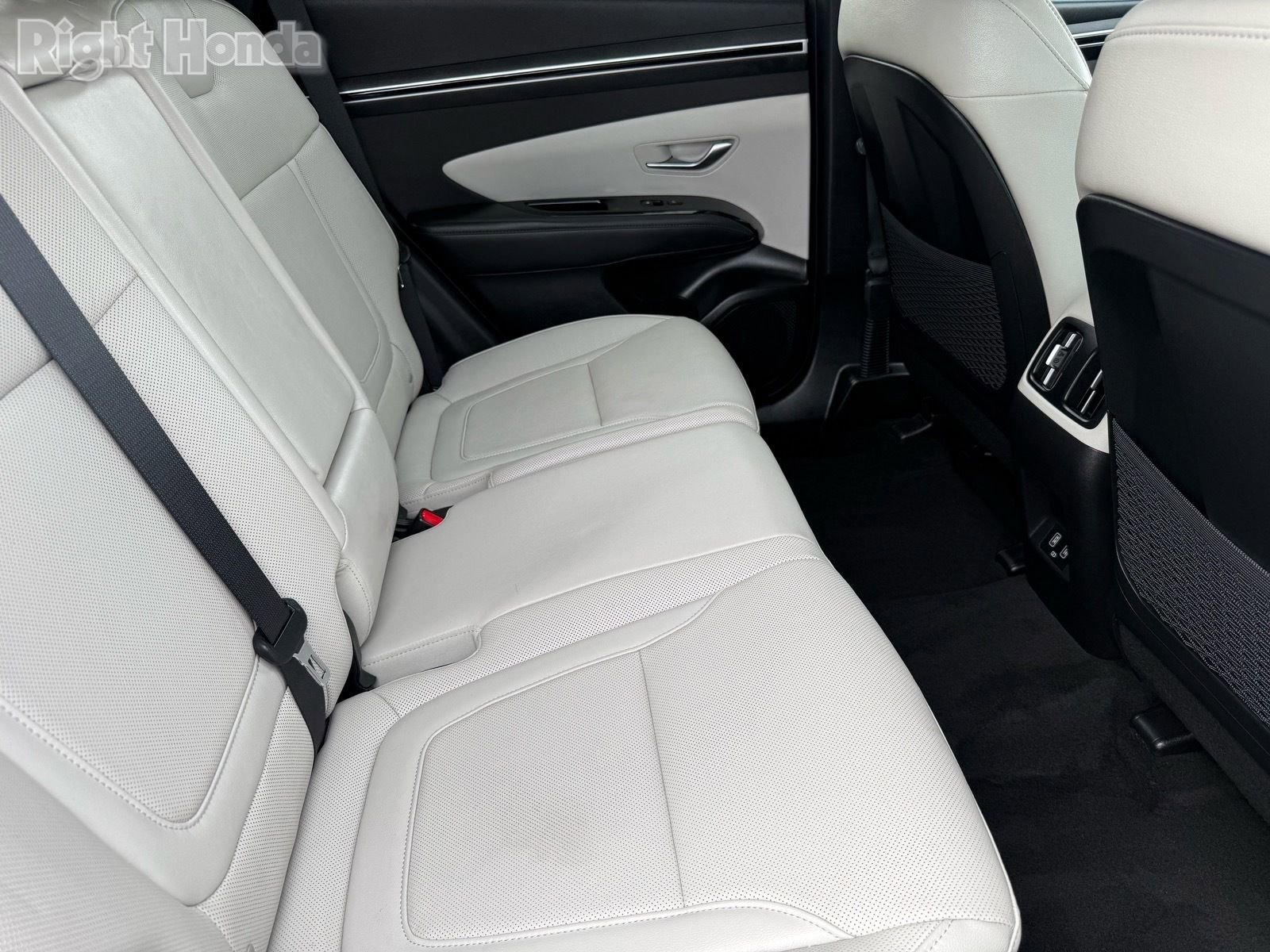 Used 2023 Hyundai Tucson Limited image 29