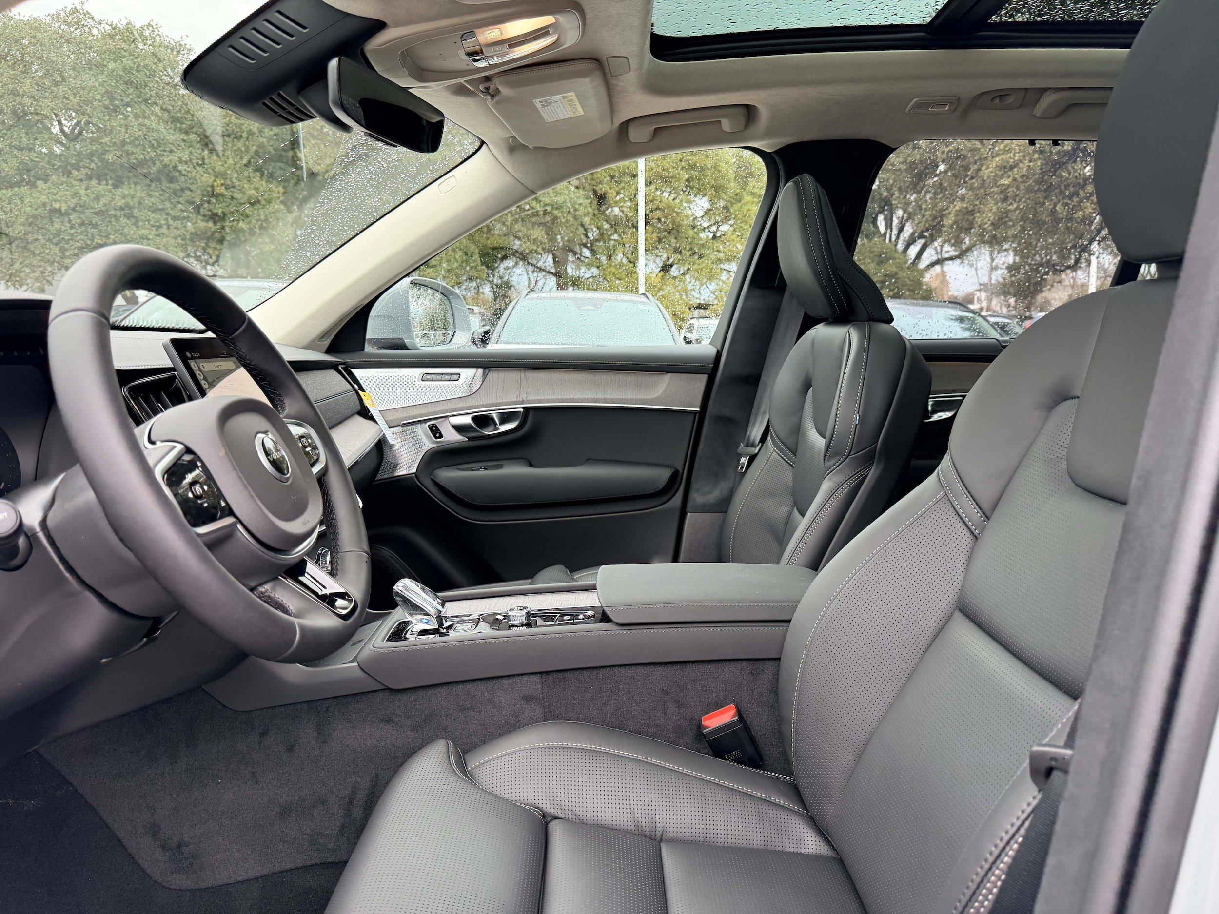 New 2026 Volvo XC90 B6 Ultra w/ Lounge Package AWD/4WD image 13