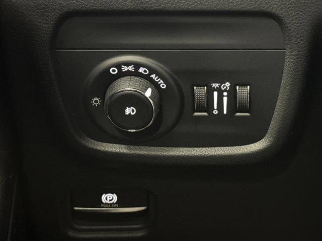 New 2026 Jeep Grand Cherokee Limited image 25