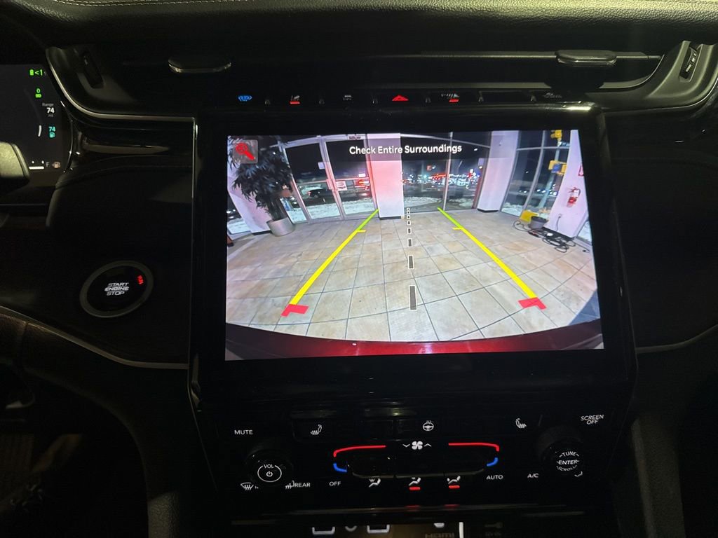 Used 2023 Jeep Grand Cherokee 4WD 4xe image 49