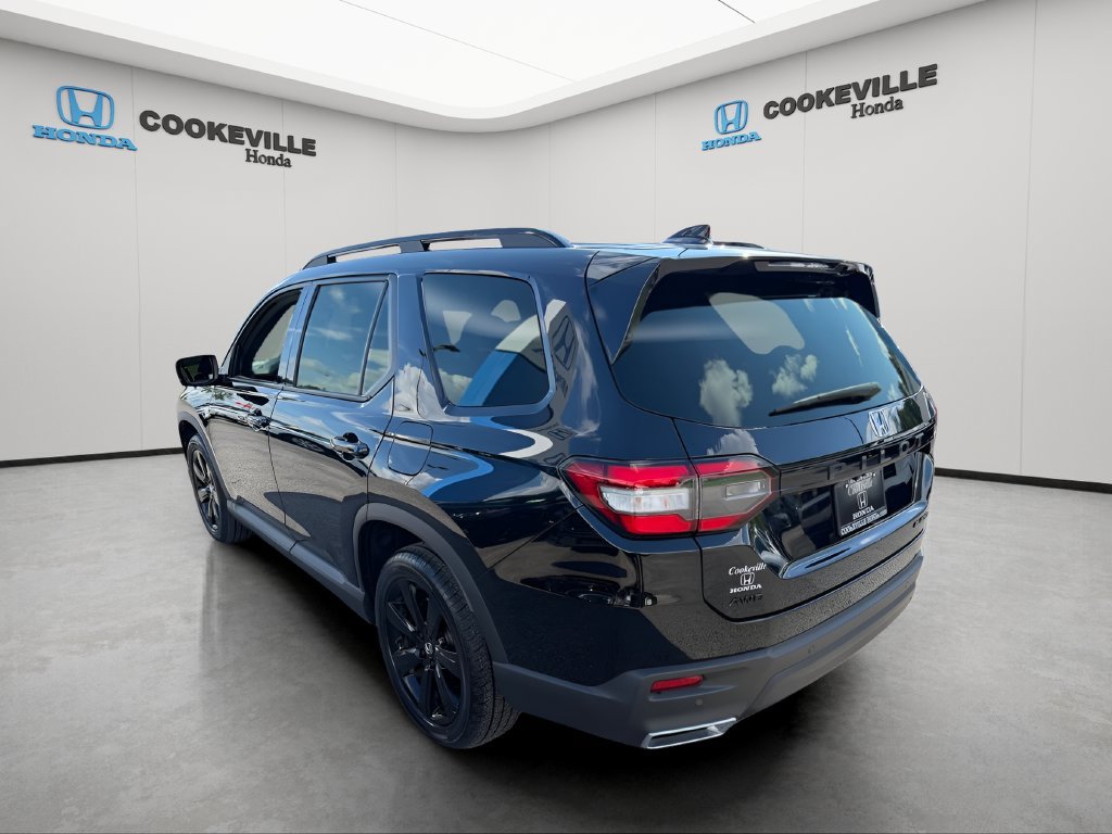 Used 2025 Honda Pilot Black Edition image 10