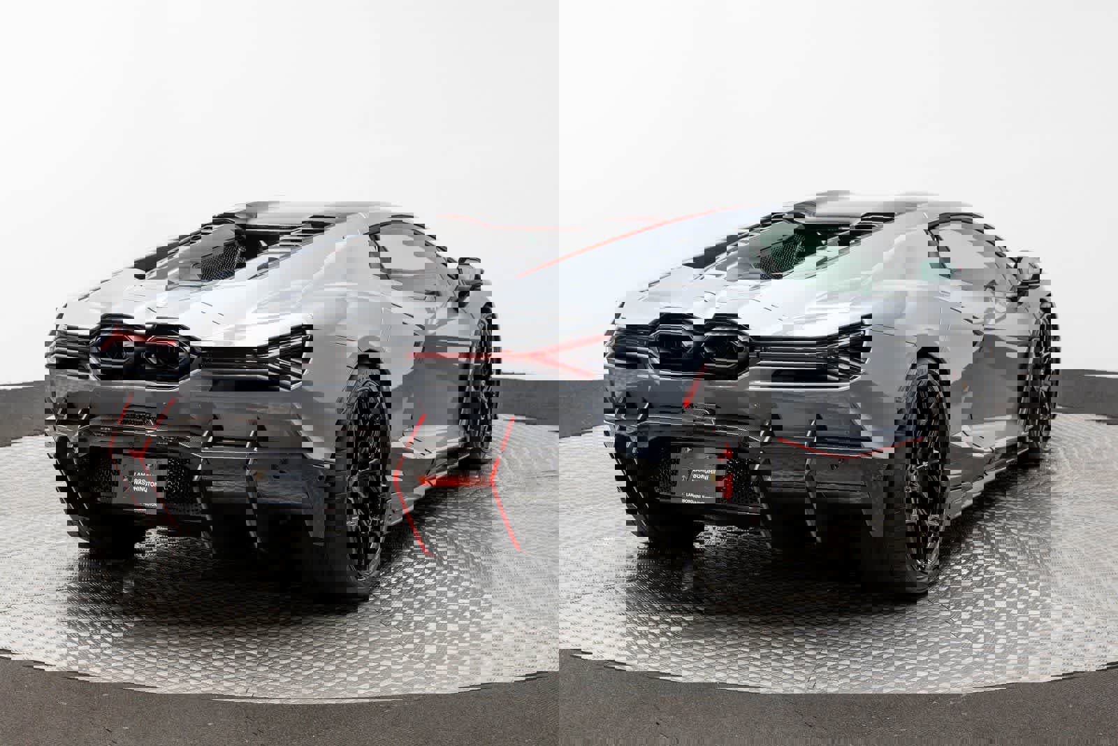 Used 2024 Lamborghini Revuelto image 22