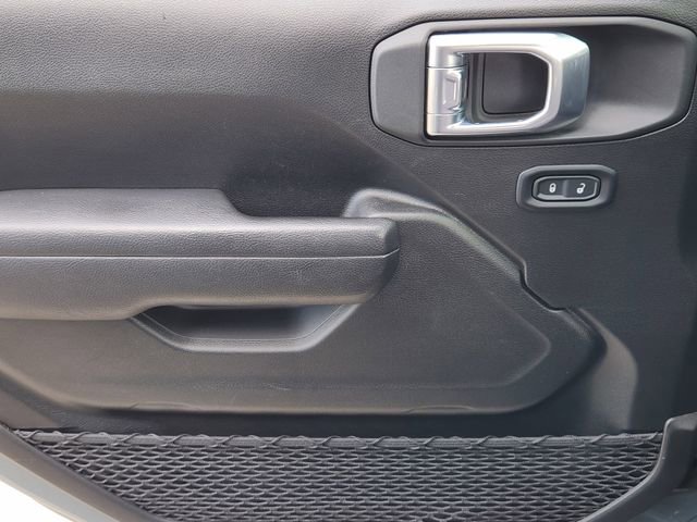 Certified 2025 Jeep Wrangler Sport image 21