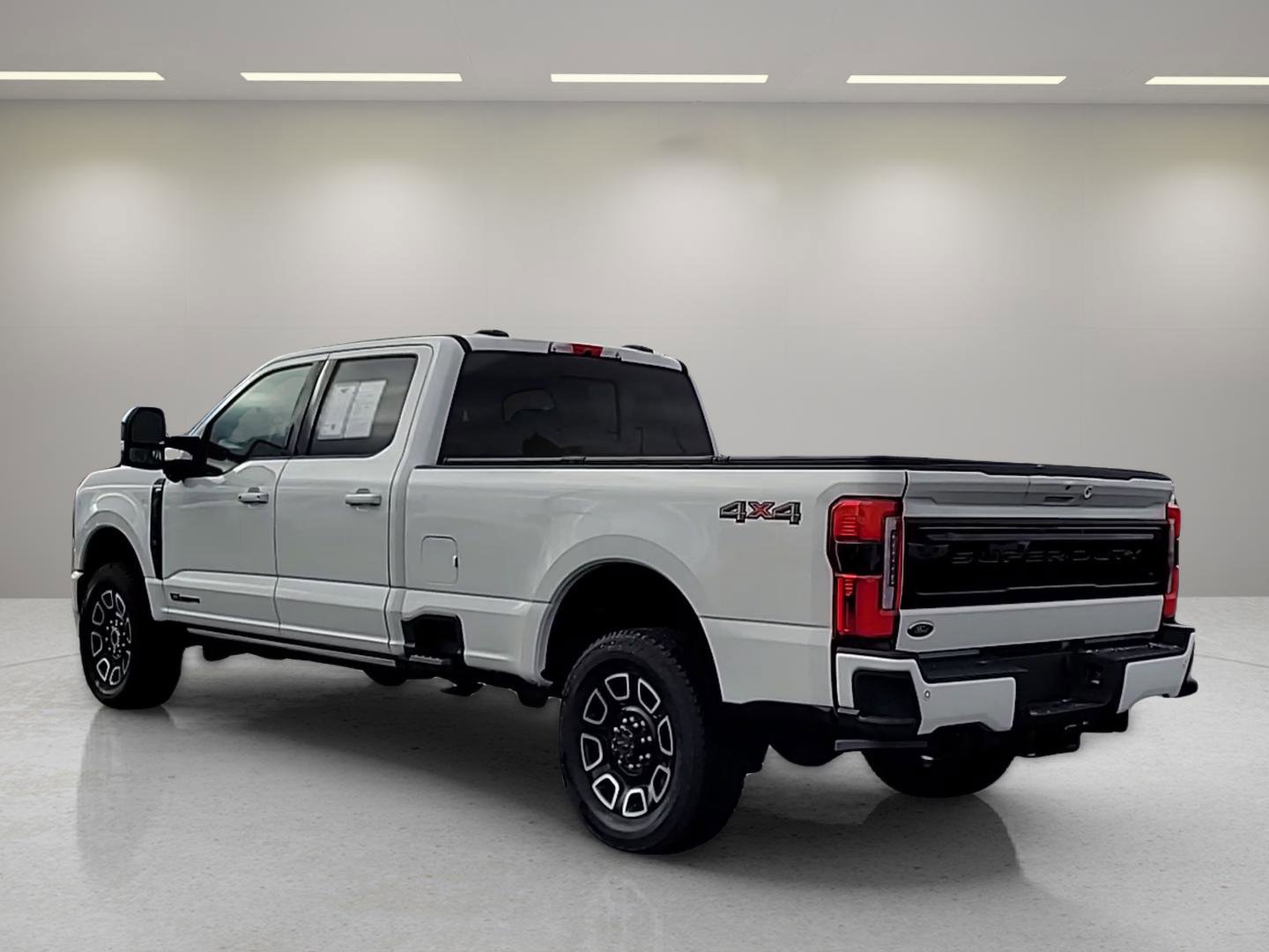 Used 2026 Ford F350 Platinum image 5