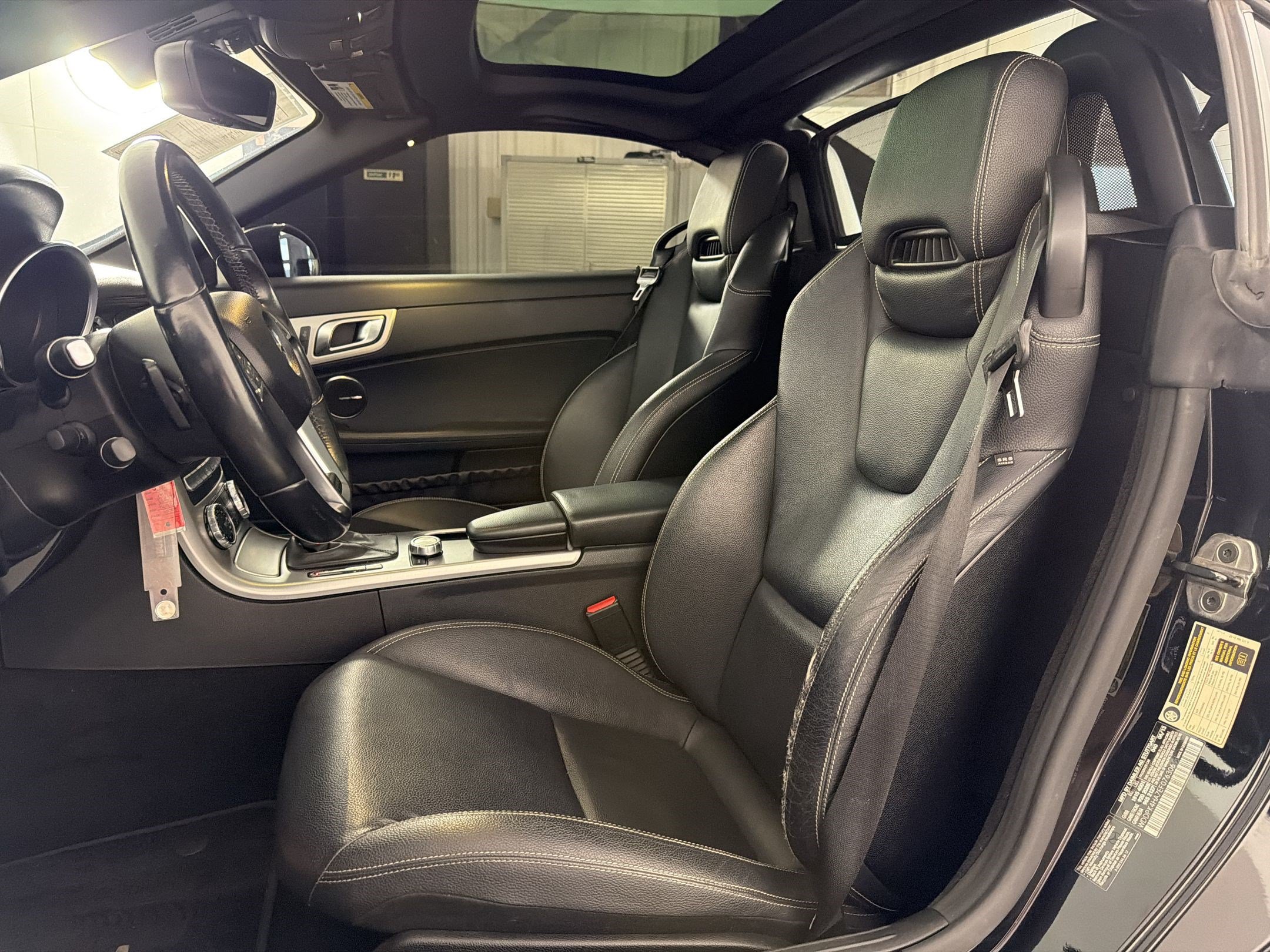 Used 2014 Mercedes-Benz SLK 250 image 5