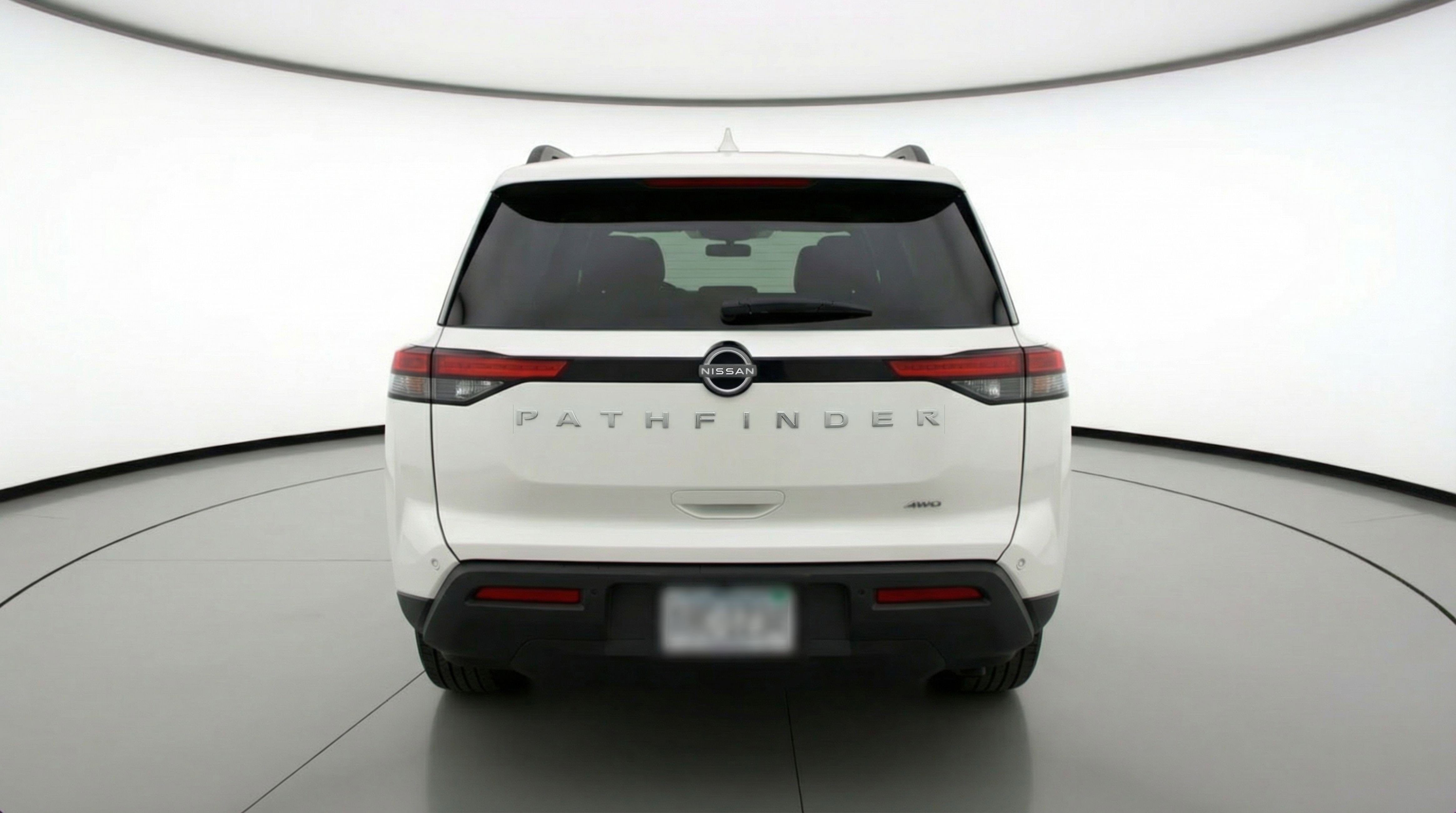 Used 2025 Nissan Pathfinder SV image 7