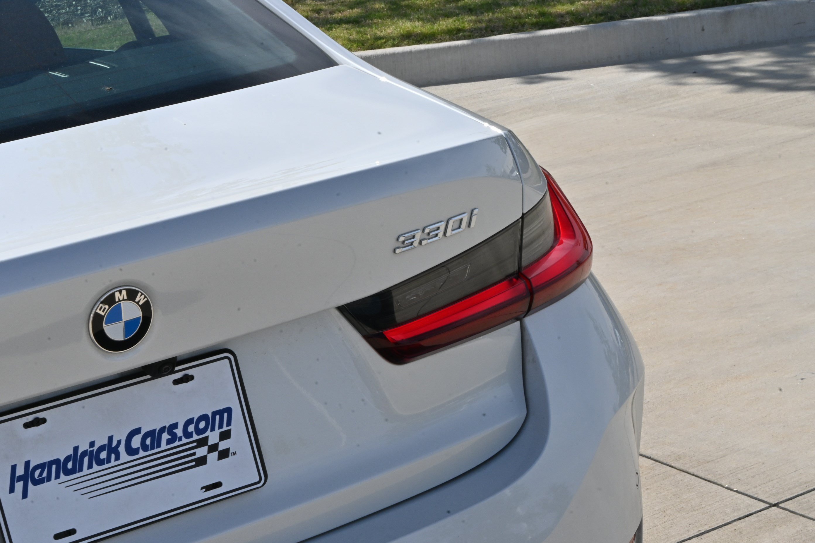 Certified 2025 BMW 330i Sedan RWD image 38
