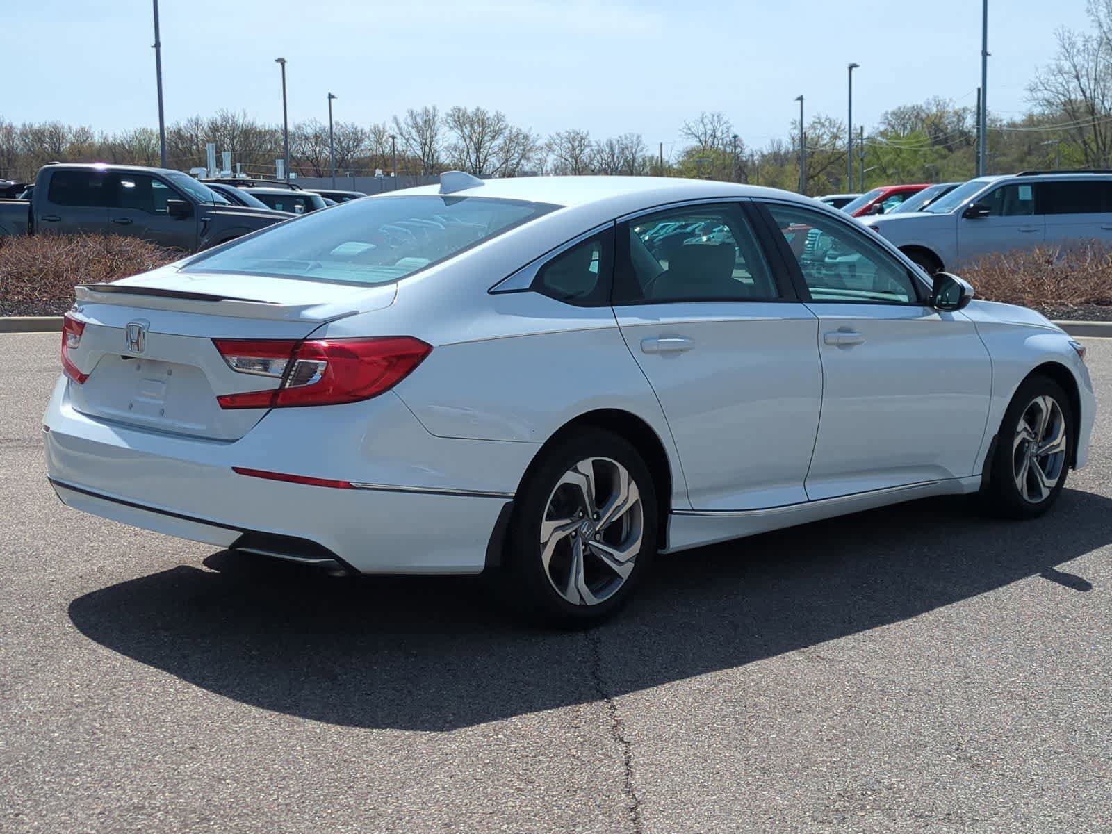 Used 2019 Honda Accord EX-L image 8