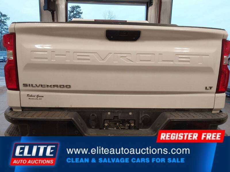 Used 2019 Chevrolet Silverado 1500 LT Trail Boss AWD/4WD image 32