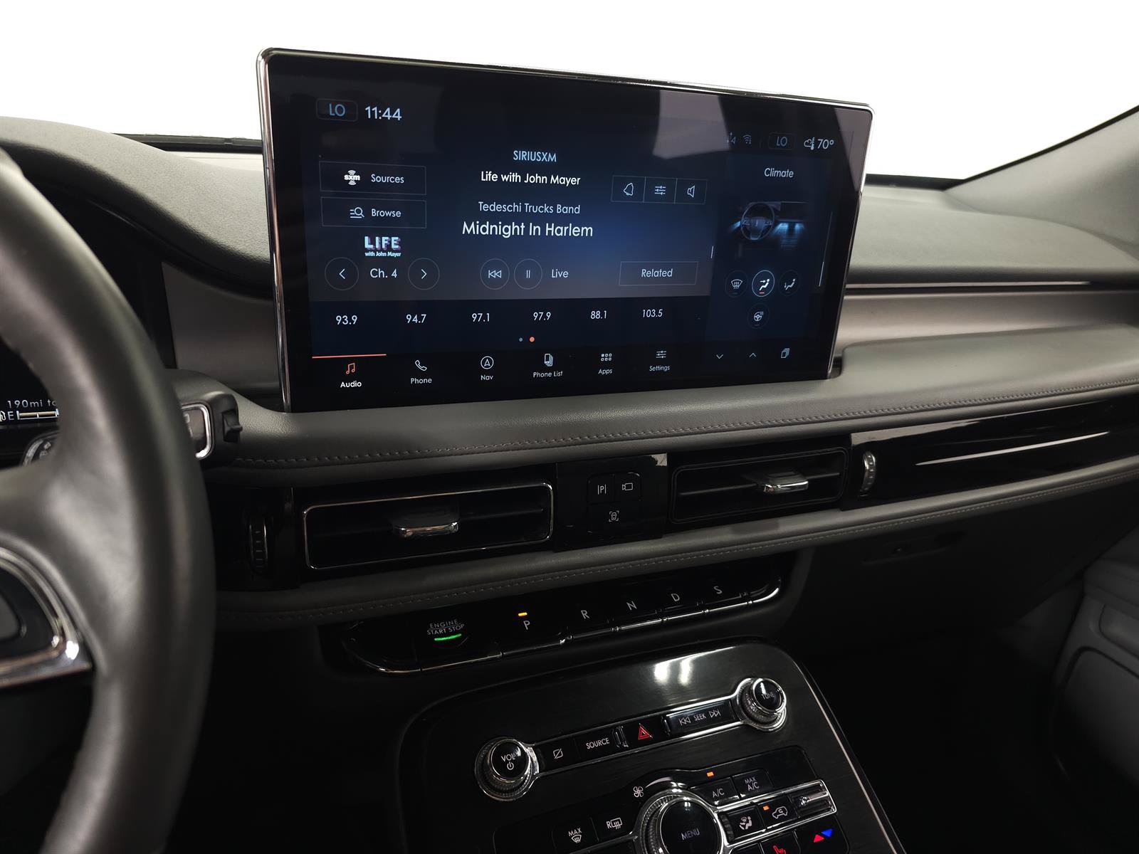 Used 2023 Lincoln Nautilus Reserve AWD/4WD image 21