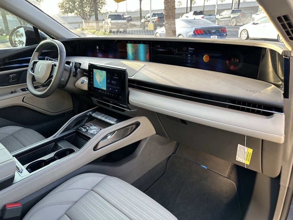 Used 2024 Lincoln Nautilus Reserve image 23