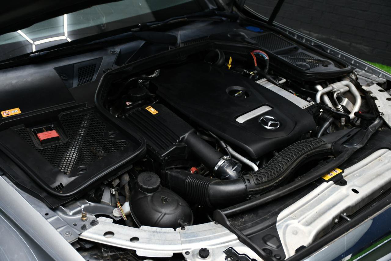 Used 2015 Mercedes-Benz C 300 Sedan w/ Premium 1 Package image 13