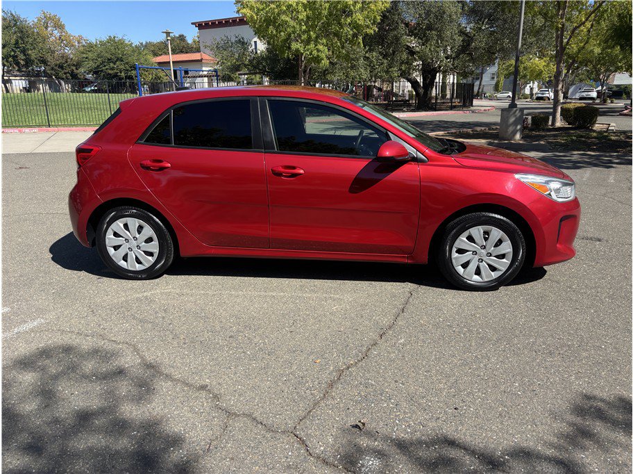 Used 2019 Kia Rio S w/ Technology Package FWD image 5