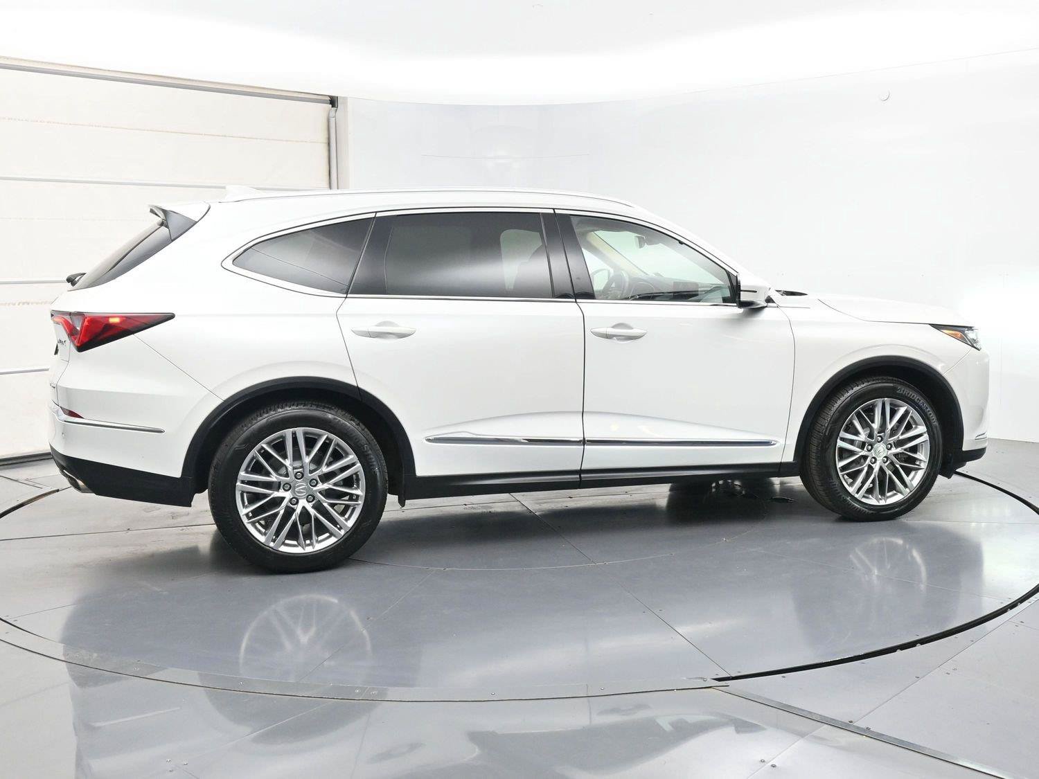 Certified 2023 Acura MDX w/ Advance Package AWD/4WD image 28
