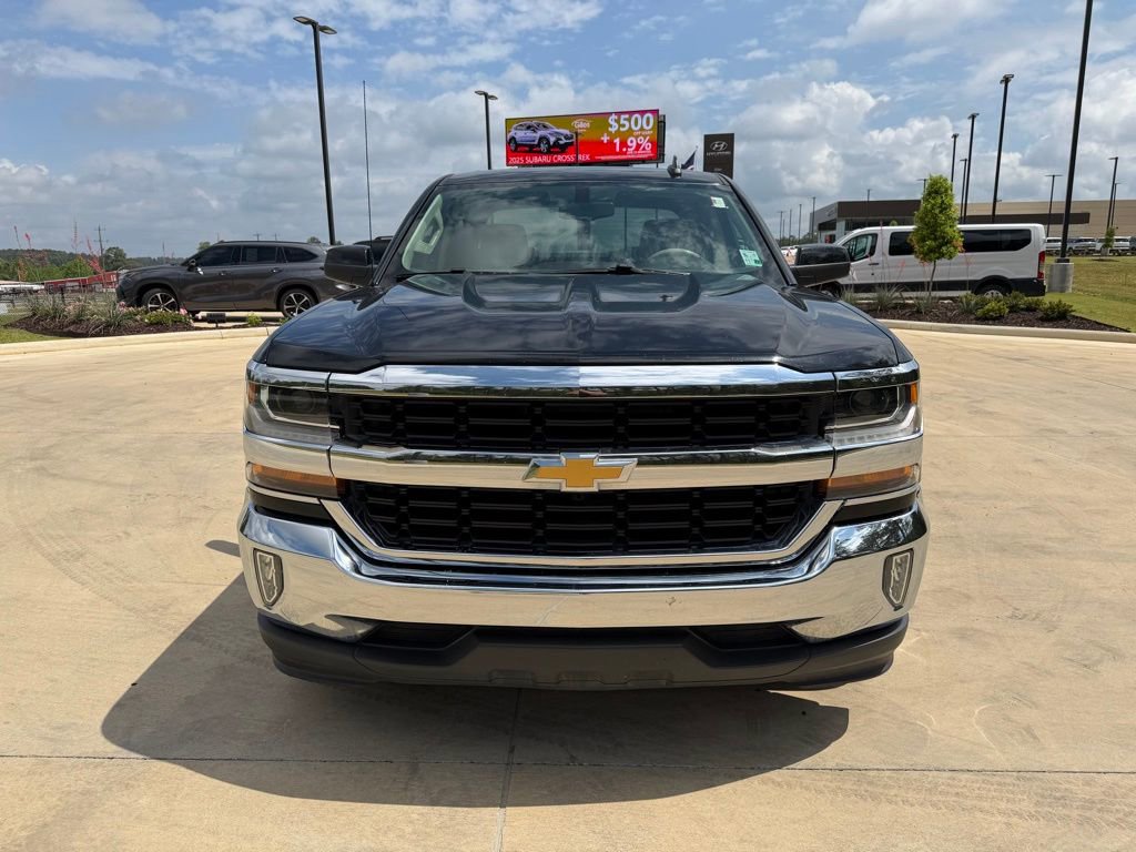 Used 2018 Chevrolet Silverado 1500 LT w/ Texas Edition RWD image 8