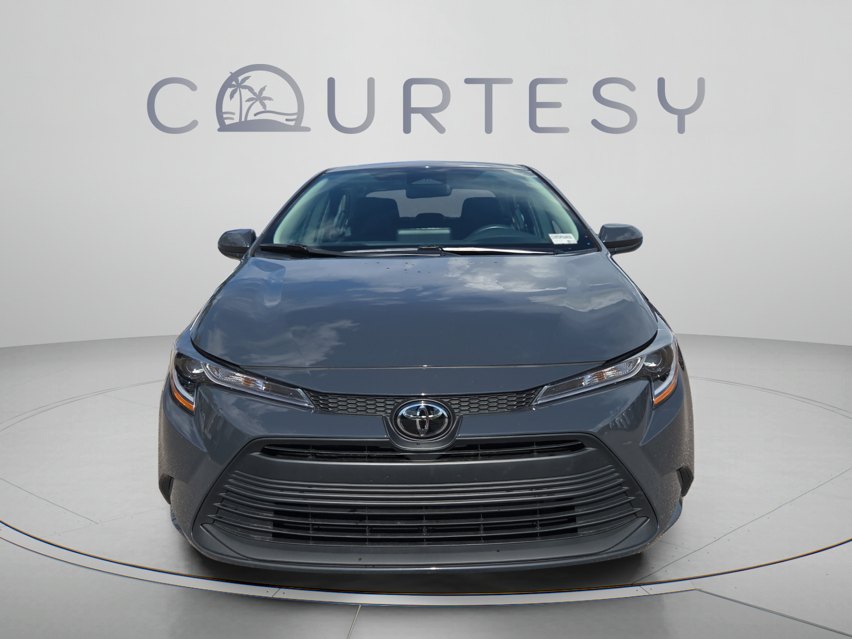 Used 2025 Toyota Corolla LE FWD image 8