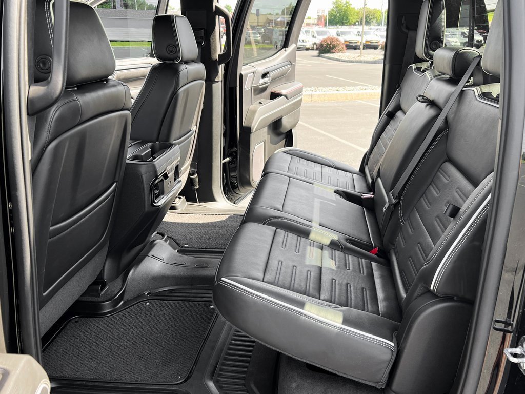 Used 2022 GMC Sierra 1500 AT4X image 21