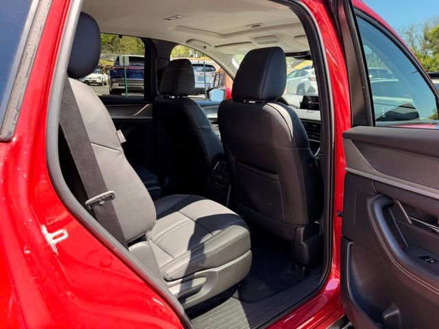 Used 2024 MAZDA CX-90 Plug-In Hybrid w/ Preferred AWD/4WD image 4