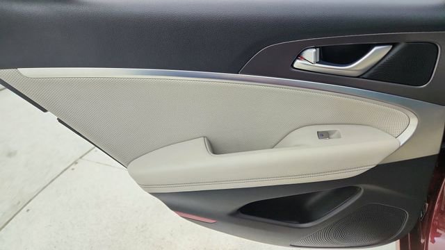 Used 2024 Genesis G70 2.5T w/ Sport Prestige Package AWD/4WD image 32