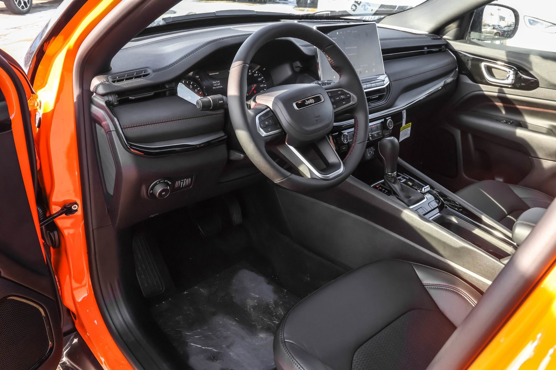 New 2026 Jeep Compass Trailhawk image 4