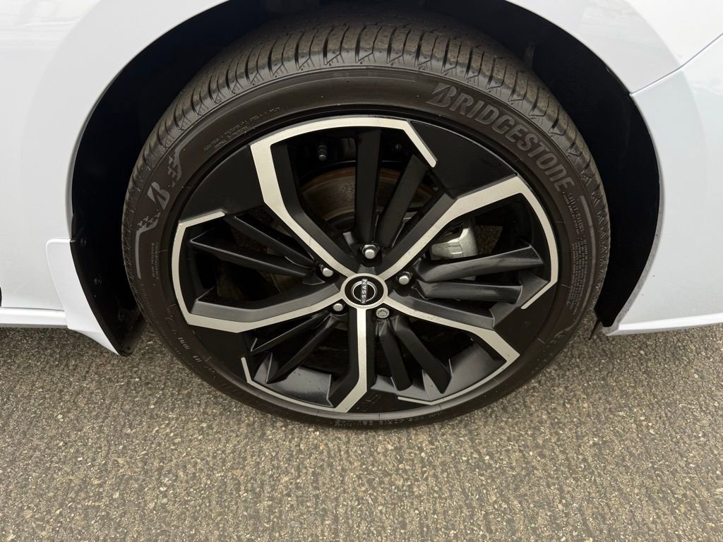 Certified 2025 Nissan Altima 2.5 SR w/ SR Premium Package image 9