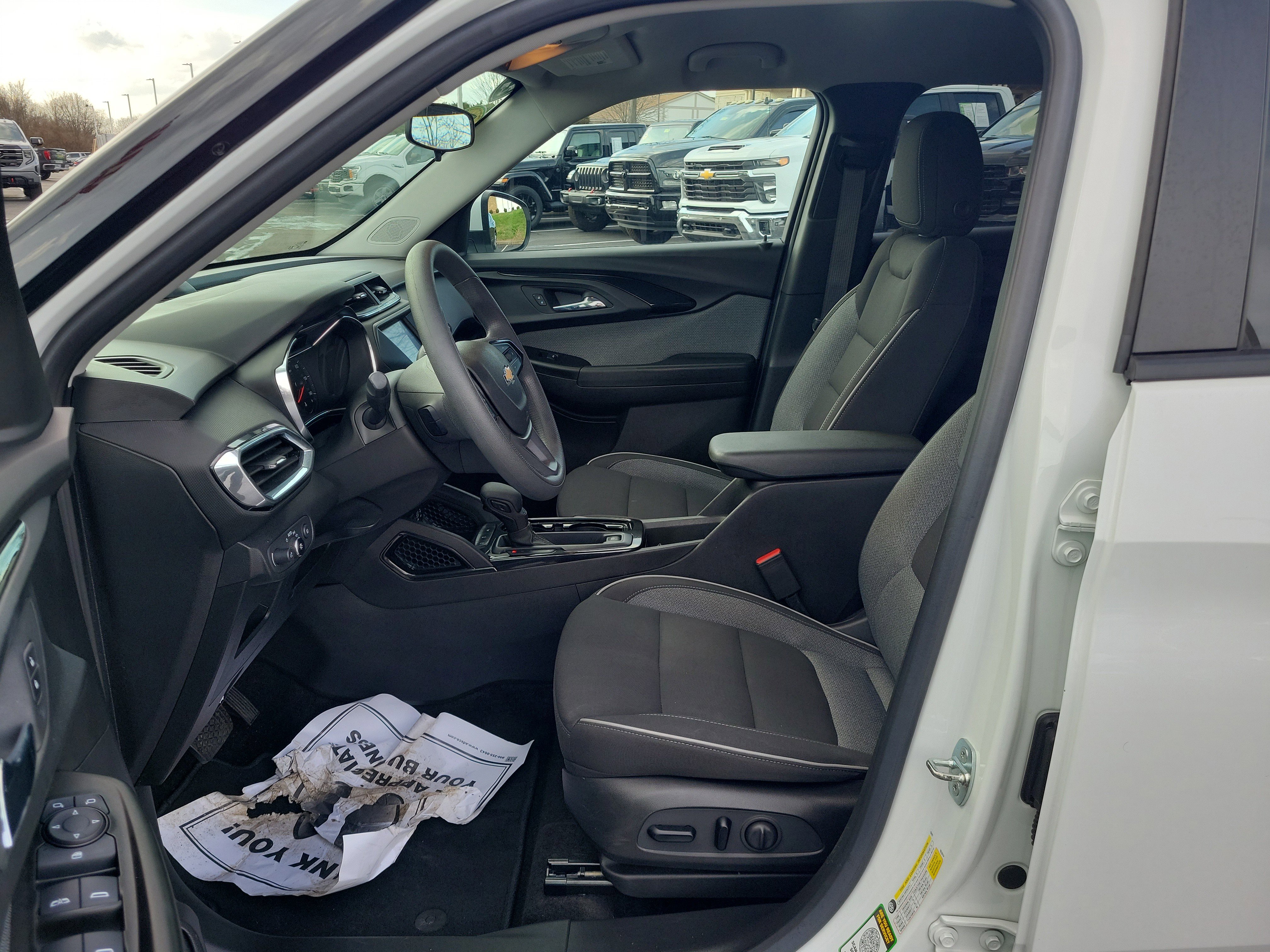 Used 2023 Chevrolet TrailBlazer LT image 15