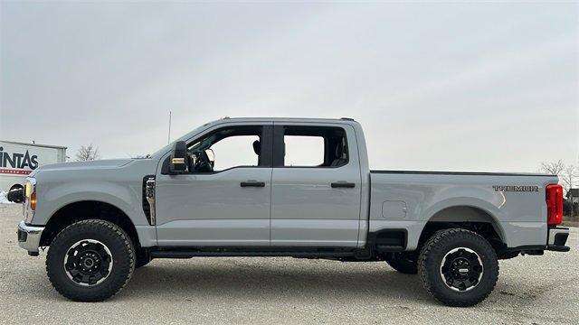 New 2026 Ford F350 XLT w/ Tremor Off-Road Package image 4