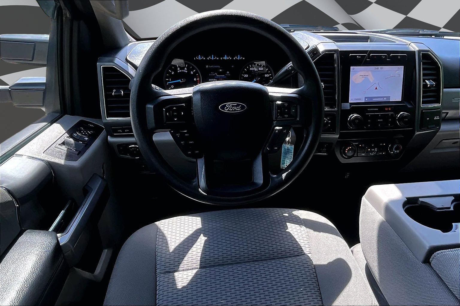 Used 2020 Ford F350 XLT w/ XLT Premium Package AWD/4WD image 5