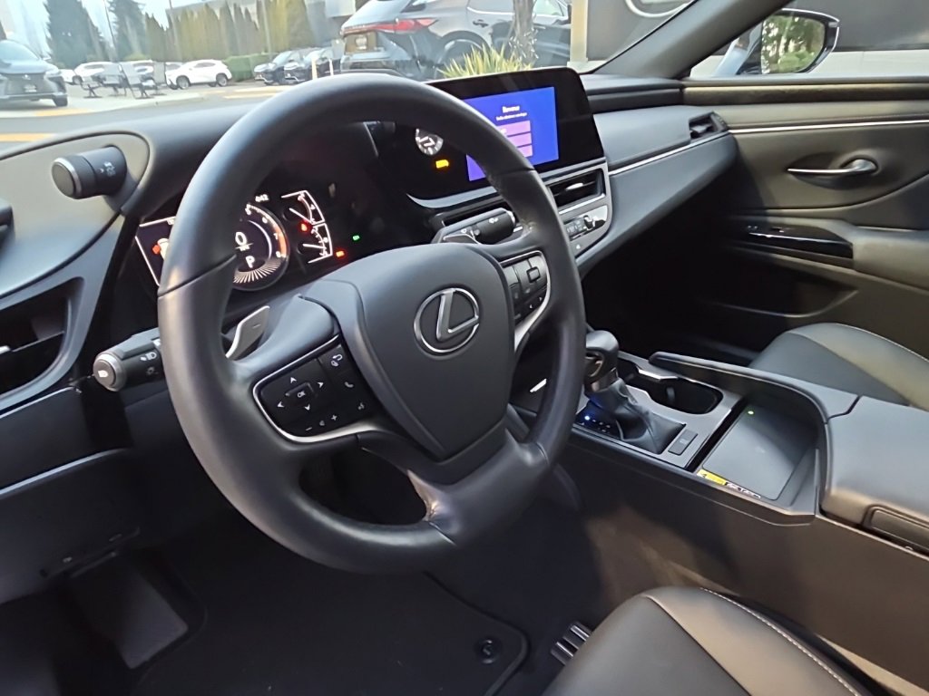 Certified 2024 Lexus ES 350 w/ Premium Package image 12