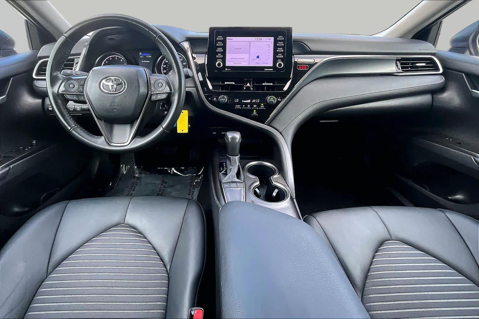 Used 2024 Toyota Camry SE FWD image 14