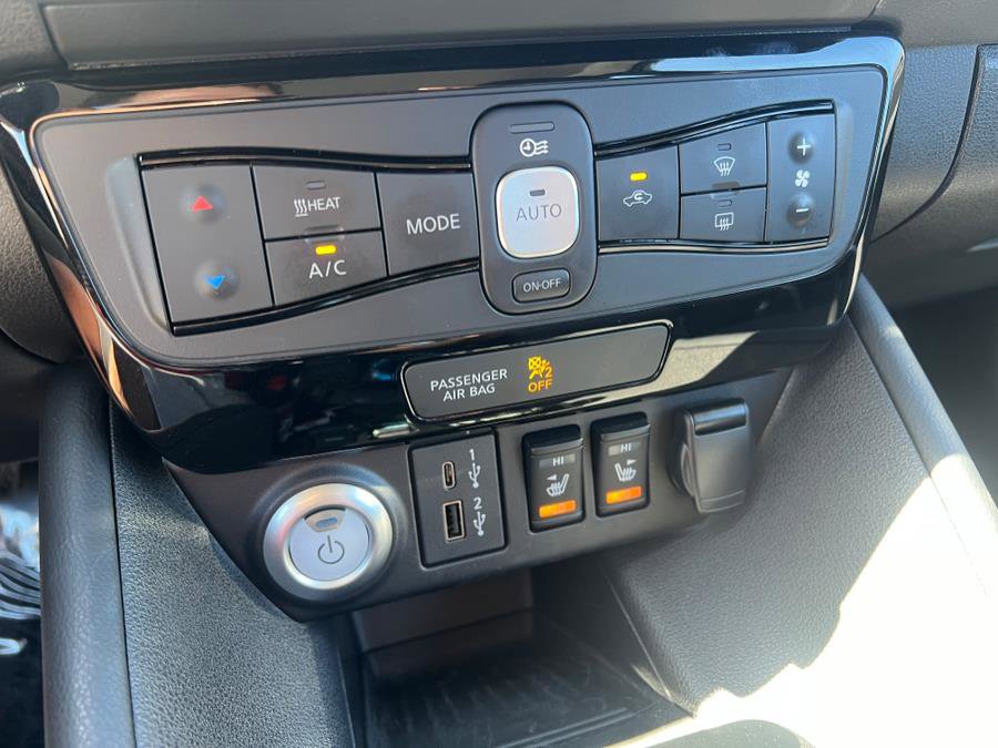Used 2024 Nissan Leaf SV Plus image 25