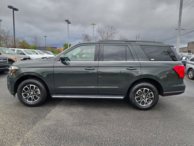 Used 2023 Ford Expedition XLT image 13