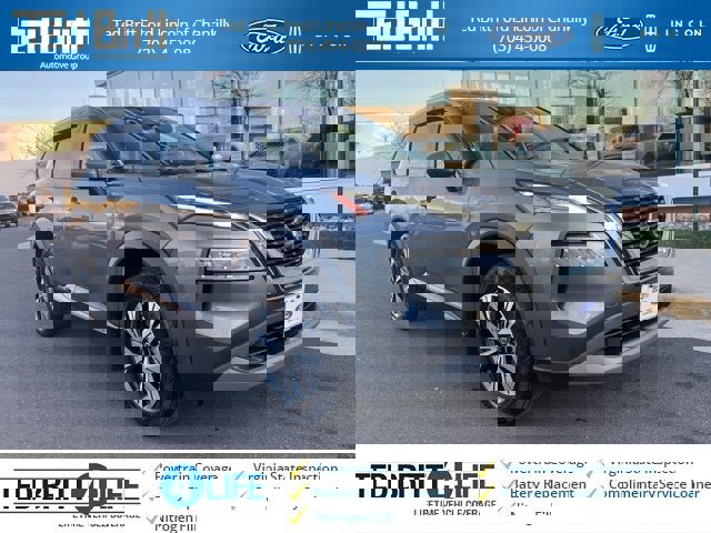 Used 2021 Nissan Rogue SV w/ Premium Package