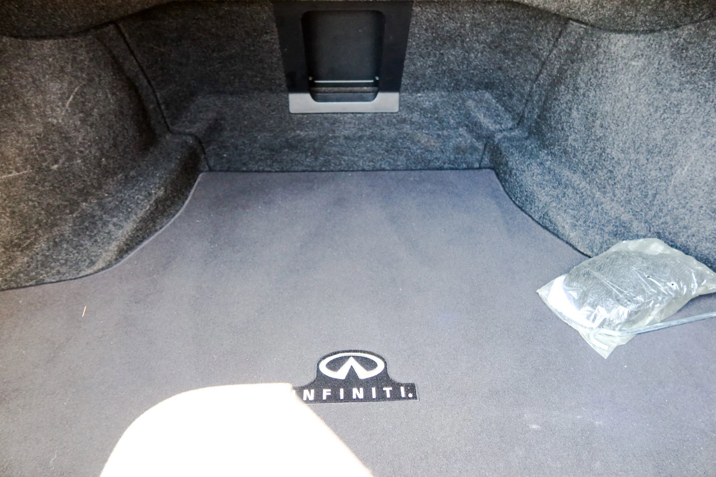 Used 2015 INFINITI Q70 3.7 AWD/4WD image 22