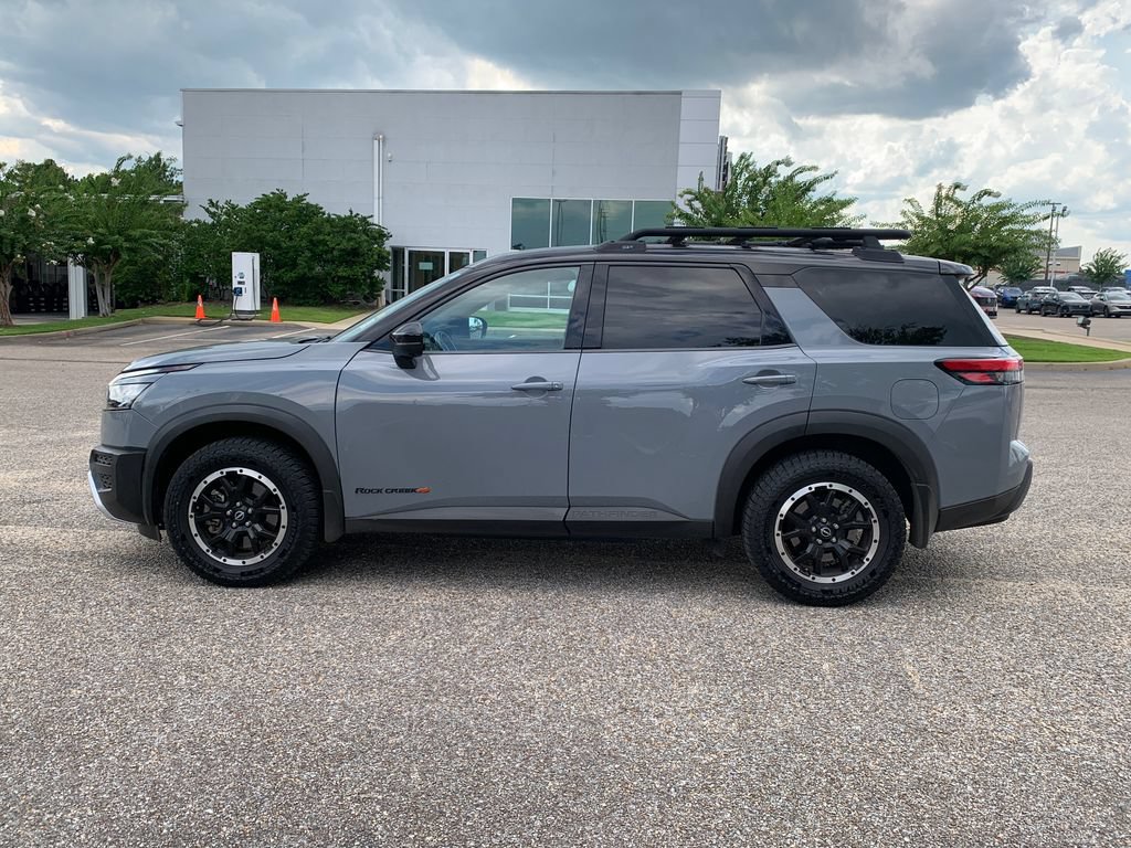 Used 2023 Nissan Pathfinder Rock Creek AWD/4WD image 9