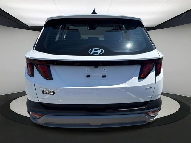 Used 2025 Hyundai Tucson SE image 4