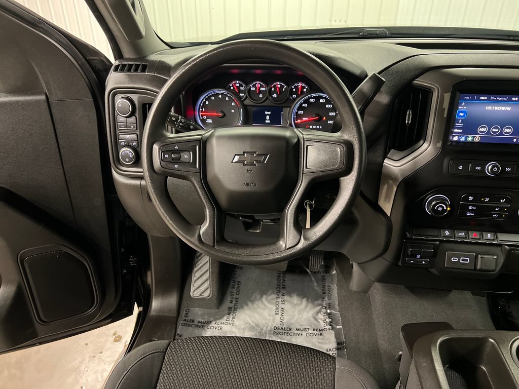 Certified 2021 Chevrolet Silverado 1500 Custom Trail Boss AWD/4WD image 18