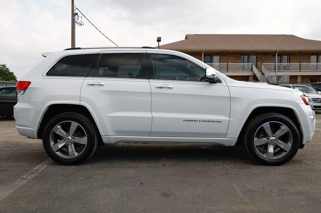 Used 2014 Jeep Grand Cherokee Overland w/ Advanced Technology Group image 16