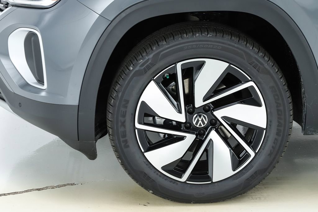 New 2026 Volkswagen Atlas SEL image 5