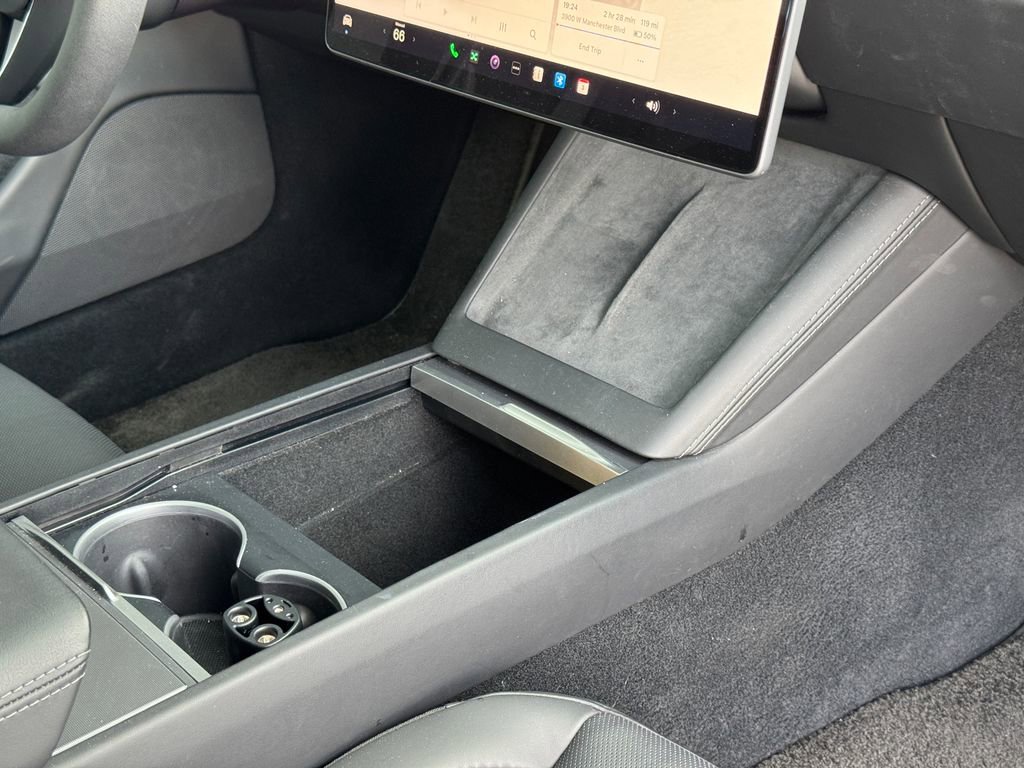 Used 2024 Tesla Model 3 Standard Range image 18