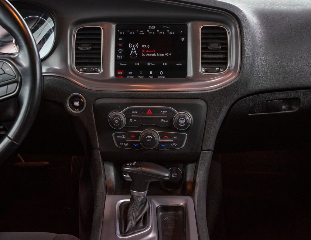 Used 2023 Dodge Charger SXT image 22