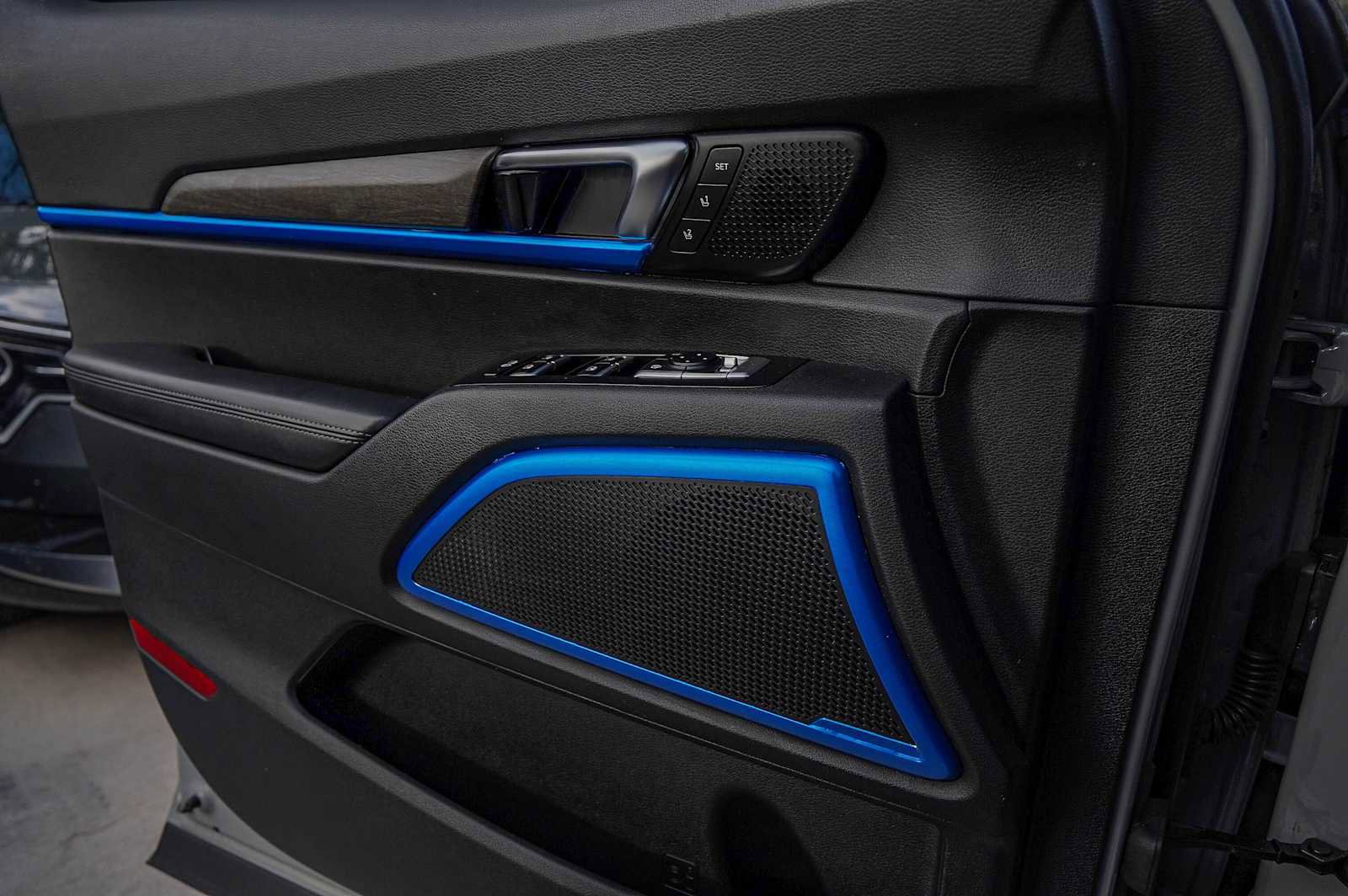 Certified 2022 Kia Telluride SX w/ SX Prestige Package image 24