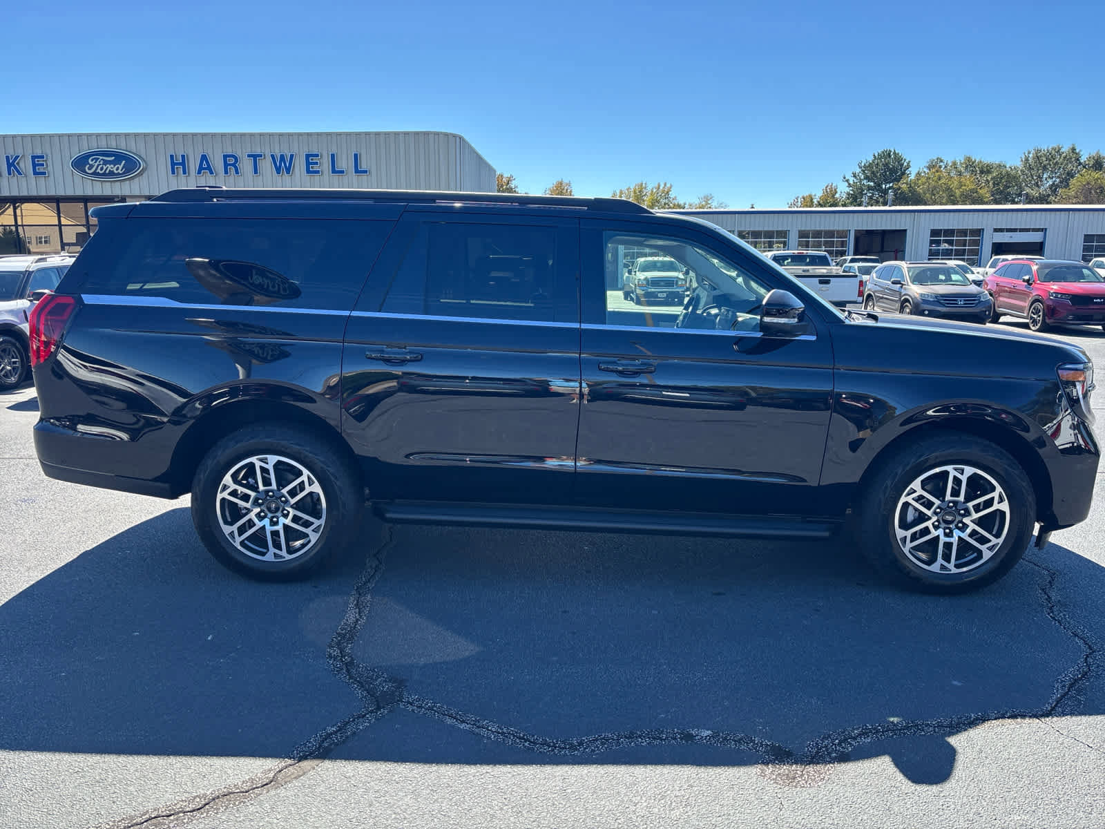 New 2025 Ford Expedition Max Active image 25