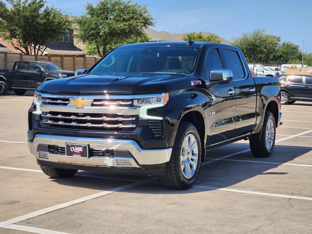 Used 2024 Chevrolet Silverado 1500 LTZ w/ Z71 Off-Road Package AWD/4WD image 11
