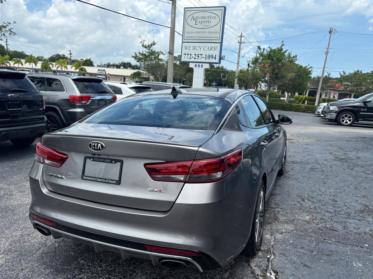 Used 2017 Kia Optima SX FWD image 5