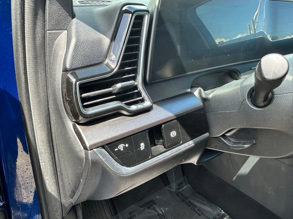 Used 2023 Kia Sportage EX FWD image 19